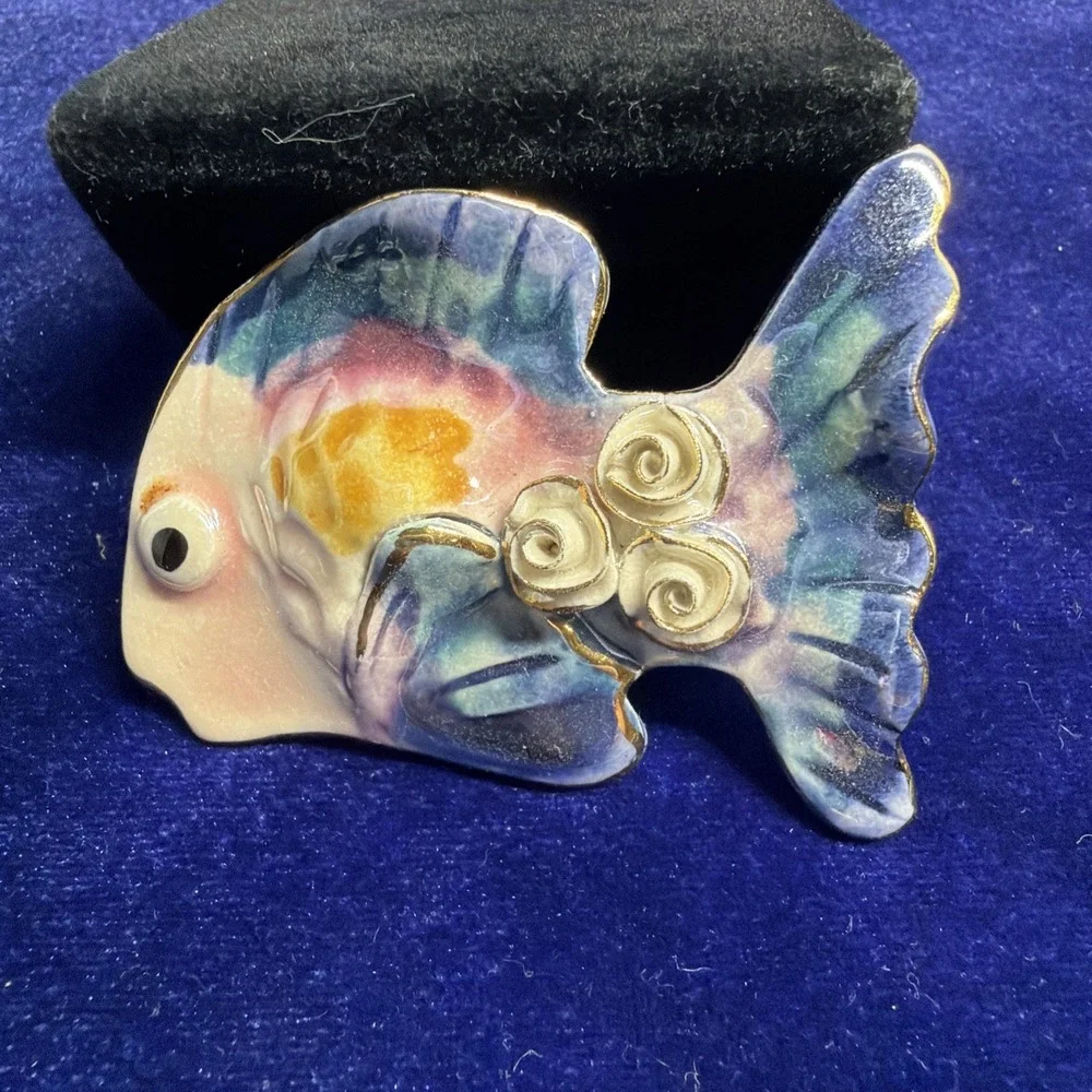 Vintage Ceramic Fish pin, very unusual